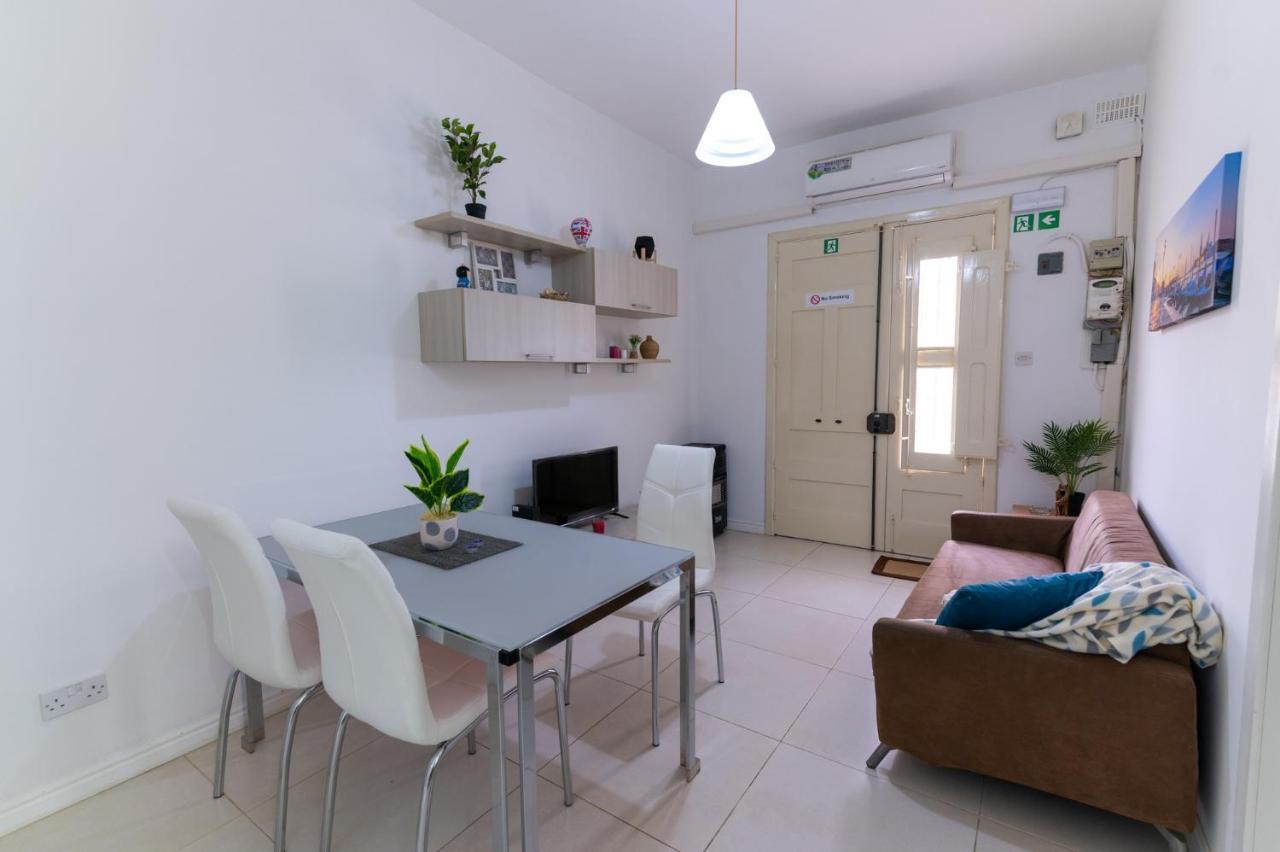 Apartament Seaside Cosy Maisonette @ - 2 Mins Walk From Sea